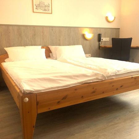 Hotel Orthwein -Kostenfreie Parkplaetze- 콜베 외부 사진