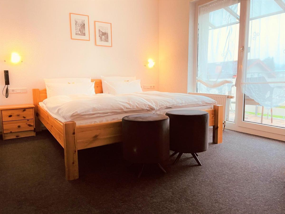 Hotel Orthwein -Kostenfreie Parkplaetze- 콜베 외부 사진