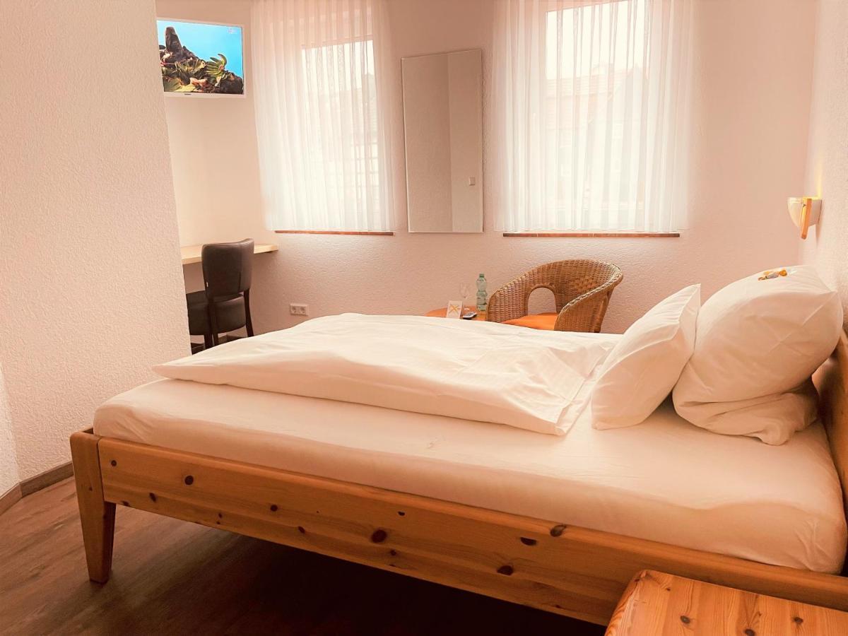 Hotel Orthwein -Kostenfreie Parkplaetze- 콜베 외부 사진